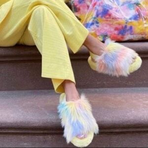 UGG Australia Fluff Yeah Slide Lemonade Tie-Dye Slippers Women’s Sz. 7